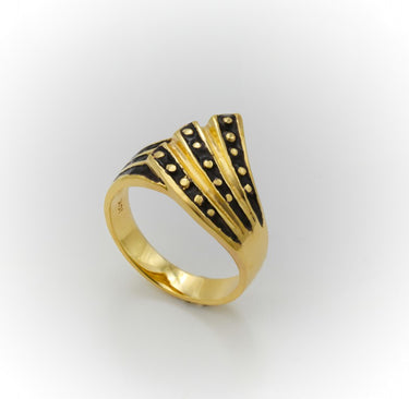 Enamel Ring | Sea Shell Design